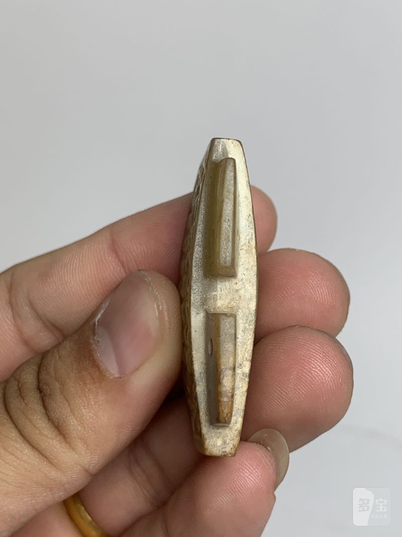 明 白玉蟠龙纹剑珌 - 图5